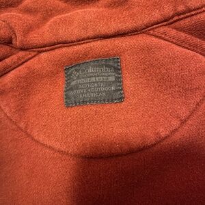 Columbia Reddish Quarter Zip